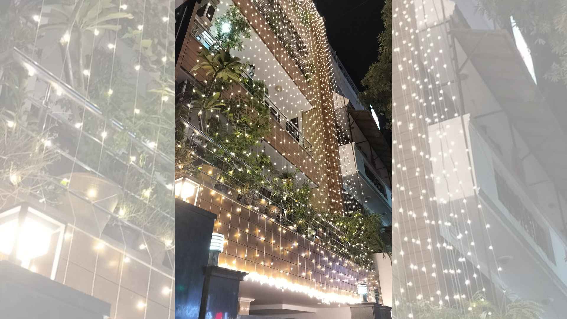 Diwali Decoration 2025: घर को रोशनी और रंगों से सजाने के ट्रेंडिंग आइटम्स 9 Diwali 2025 Decoration & Lights: घर, बालकनी और ऑफिस के लिए बेस्ट डेकोरेशन आइटम्स