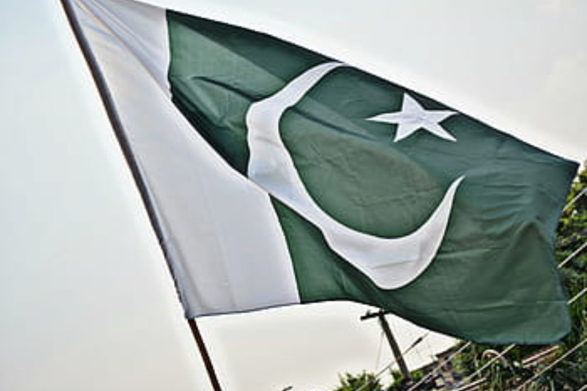 Indore News: Pakistan Flag Balloons Sold, ATS Questions Traders