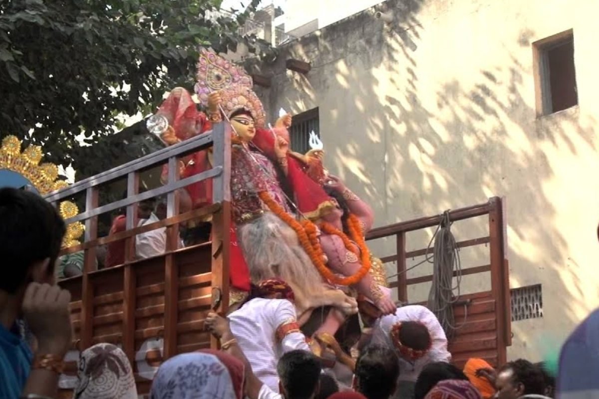 Khandwa: खंडवा मूर्ति विसर्जन हादसा: ट्रैक्टर नदी में गिरने से 12 की मौत