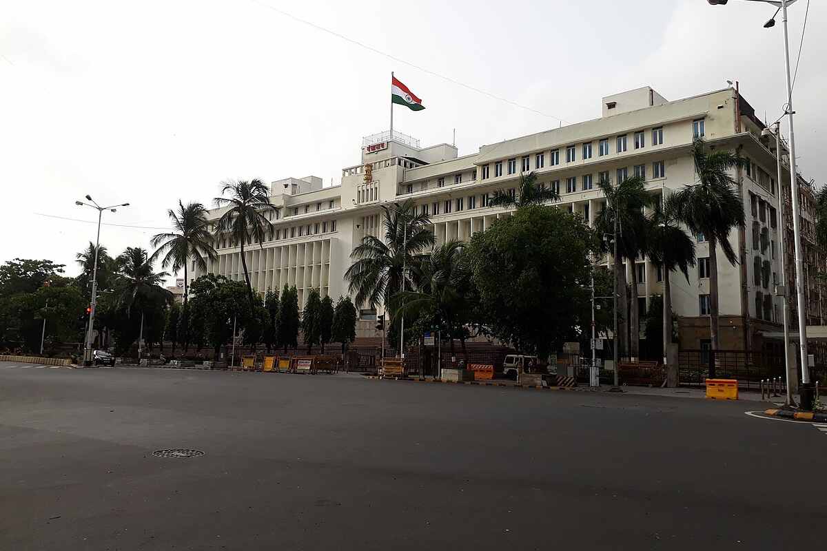 Maharashtra Administrative Reshuffle