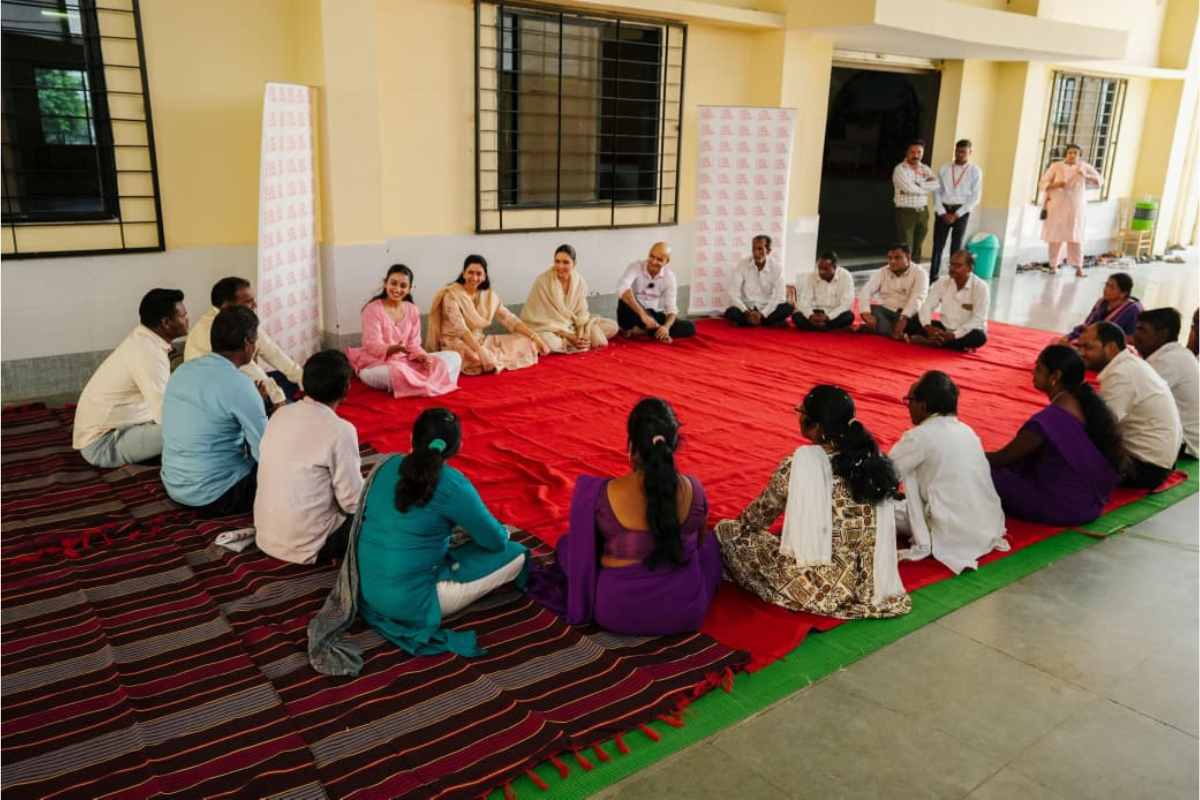 दीपिका पादुकोण ने ग्रामीण समुदायों में मानसिक स्वास्थ्य प्रयासों का अवलोकन किया, जमीनी कार्यों को बताया प्रेरणादायक