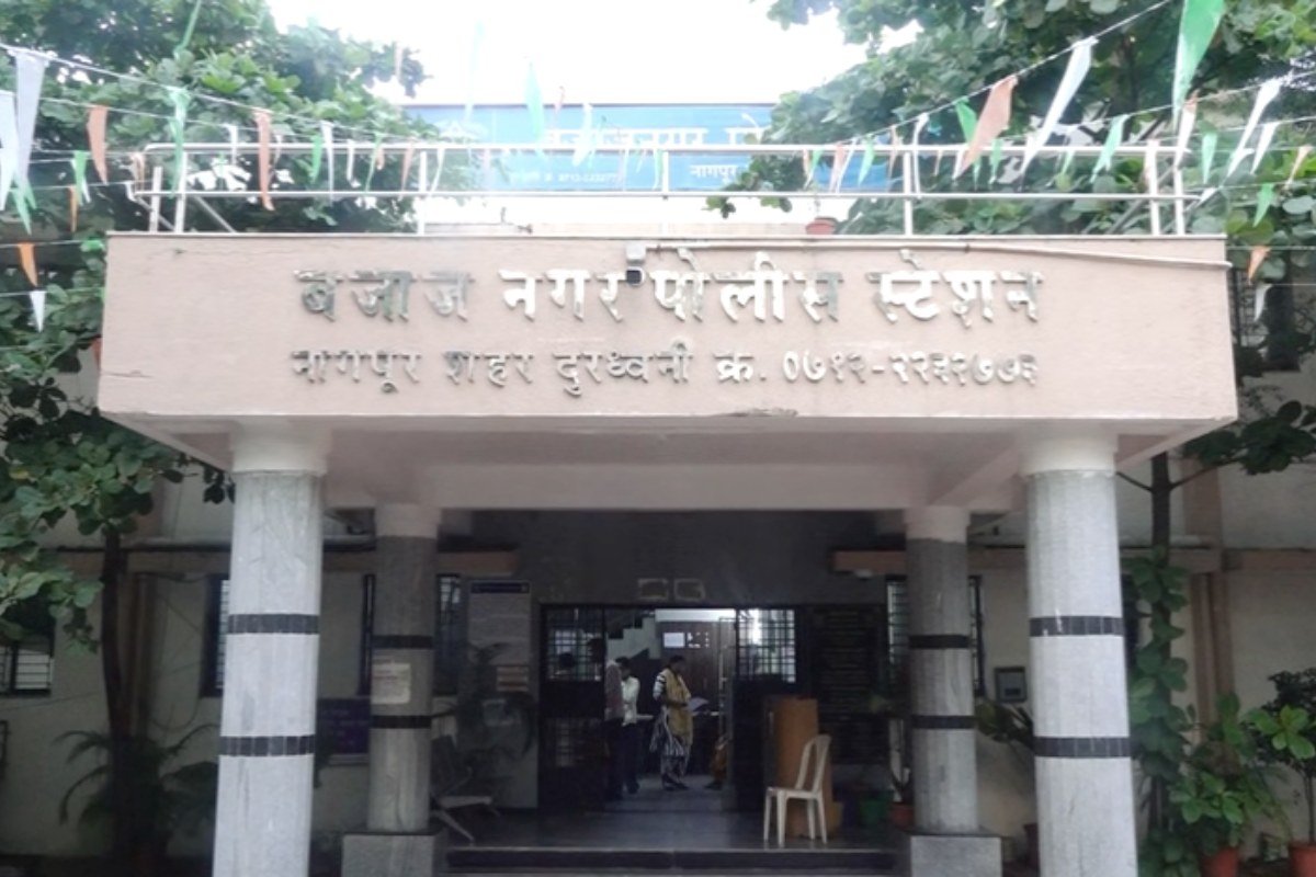 कृषि महाविद्यालय के छात्र ने छात्रावास में फांसी लगाकर की आत्महत्या, प्रेम प्रसंग में उलझने का खुलासा 2 Nagpur Agriculture College Student Suicide – प्रेम प्रसंग में उलझकर छात्र ने आत्महत्या