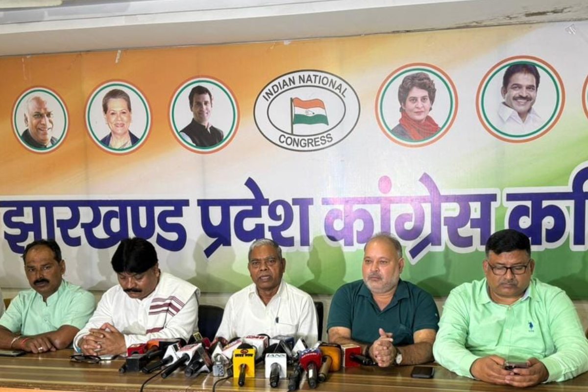 सूचना का अधिकार हुआ कमजोर, पारदर्शिता पर पड़ा आघात — झारखंड कांग्रेस ने केंद्र पर लगाया गंभीर आरोप 12 RTI Act Weakening: Jharkhand Congress Accuses BJP Government of Undermining Transparency