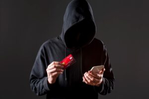 शेयर बाजार का धोखाधड़ी जाल: पटियाला में रिटायर्ड कमिश्नर से 5.23 करोड़ की ठगी, साइबर पुलिस ने 10 ठग गिरफ्तार