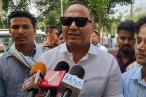 अररिया विधानसभा क्षेत्र में पूर्व आईपीएस शिवदीप लांडे निर्दलीय प्रत्याशी के रूप में चुनावी मैदान में