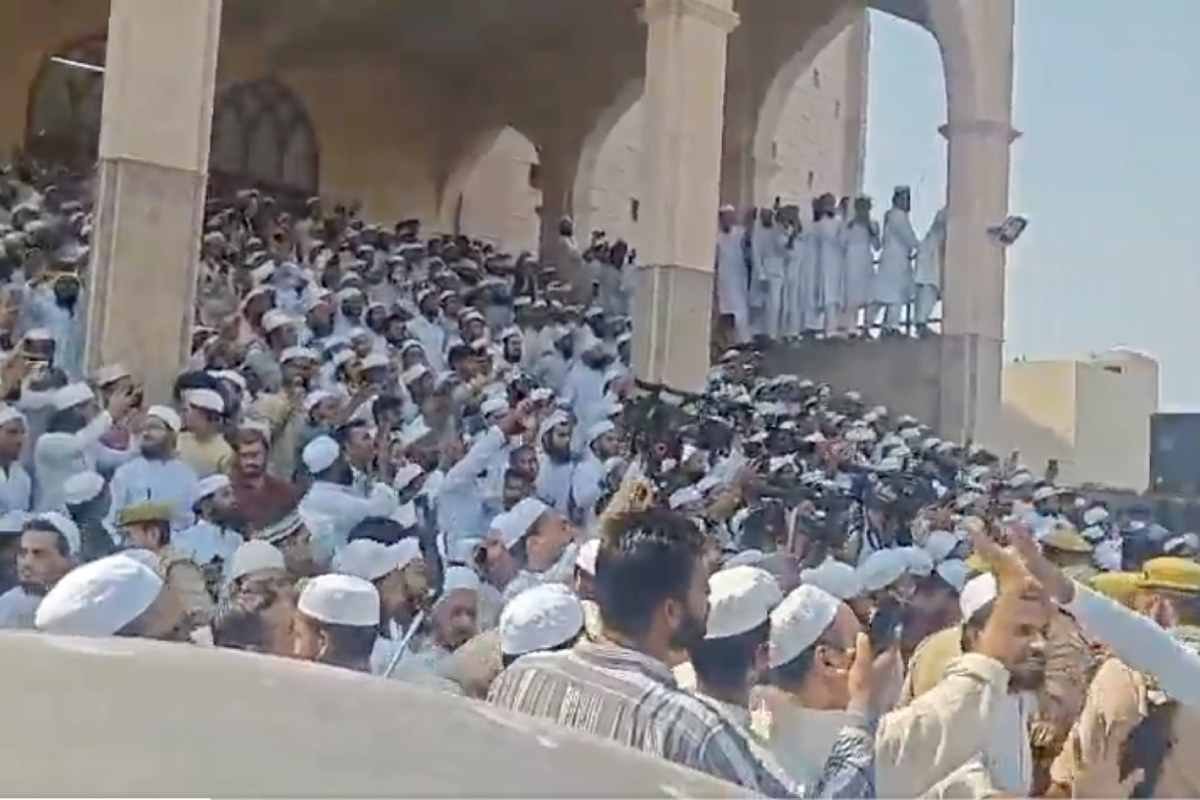 Taliban Foreign Minister Amir Khan Muttaqi Visits Deoband