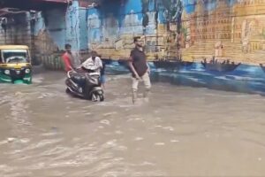 वाराणसी में जल प्रलय: 125 वर्षों का वर्षा रिकॉर्ड टूटा, बीएचयू अस्पताल में बाढ़ जैसे हालात