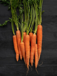 Carrot Health Benefits: गाजर के 10 स्वास्थ्य लाभ और इसे खाने के सुरक्षित तरीके